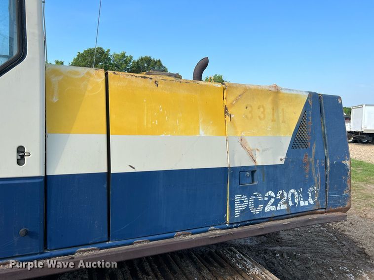 image for item II9135 Komatsu PC220LC-5  excavator