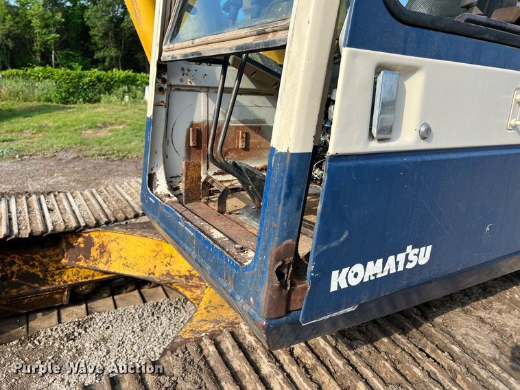 image for item II9135 Komatsu PC220LC-5  excavator