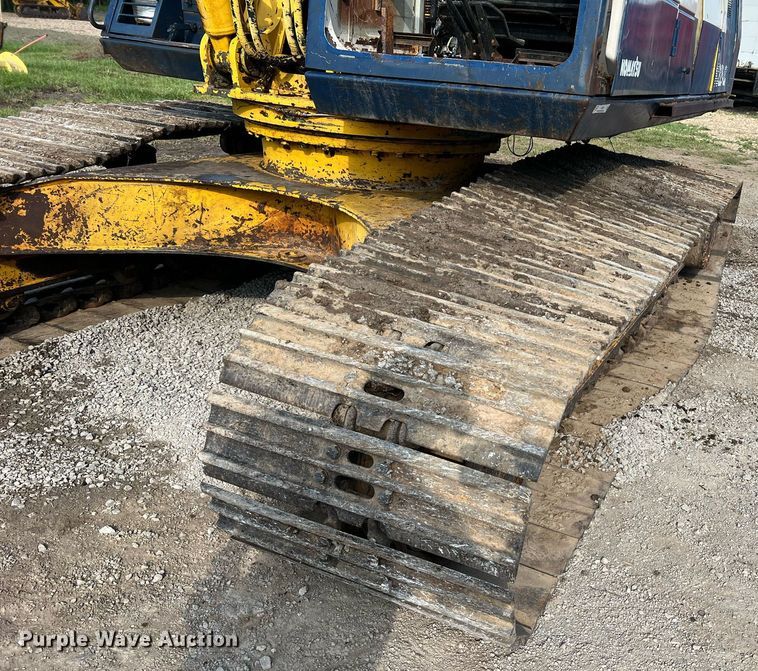 image for item II9135 Komatsu PC220LC-5  excavator