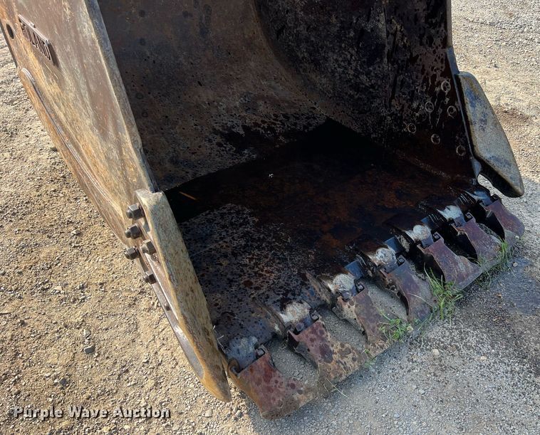 image for item II9135 Komatsu PC220LC-5  excavator