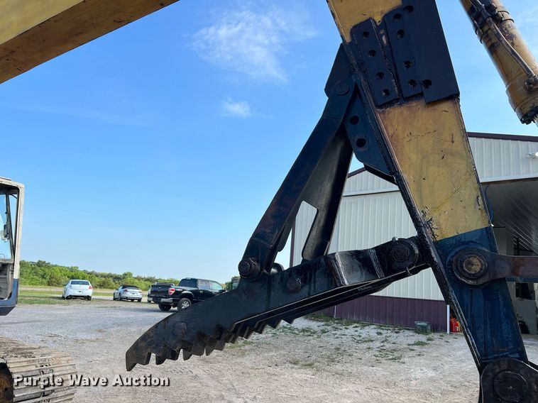 image for item II9135 Komatsu PC220LC-5  excavator