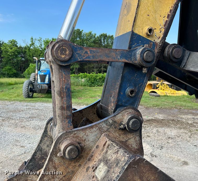 image for item II9135 Komatsu PC220LC-5  excavator