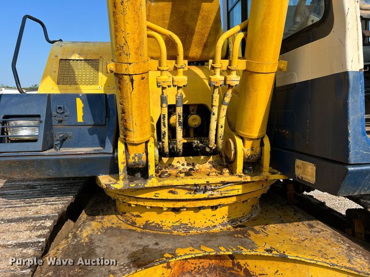image for item II9135 Komatsu PC220LC-5  excavator