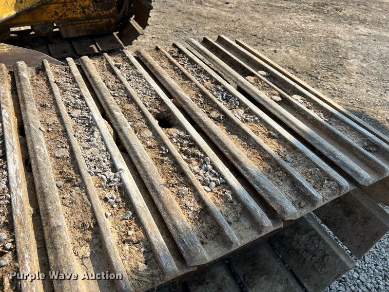 image for item II9135 Komatsu PC220LC-5  excavator