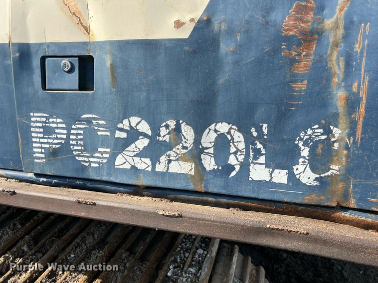 image for item II9135 Komatsu PC220LC-5  excavator