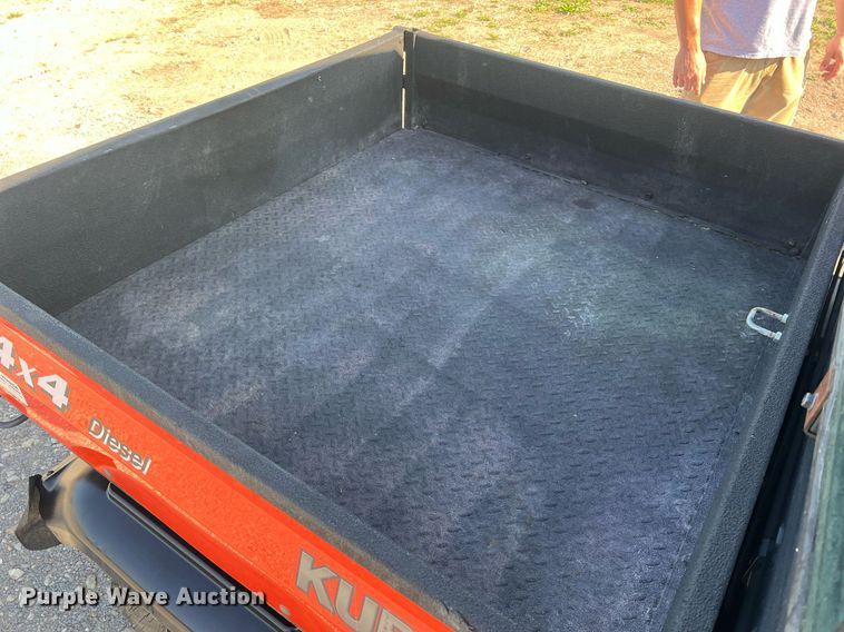 image for item II9136 Kubota RTV1100  utility vehicle