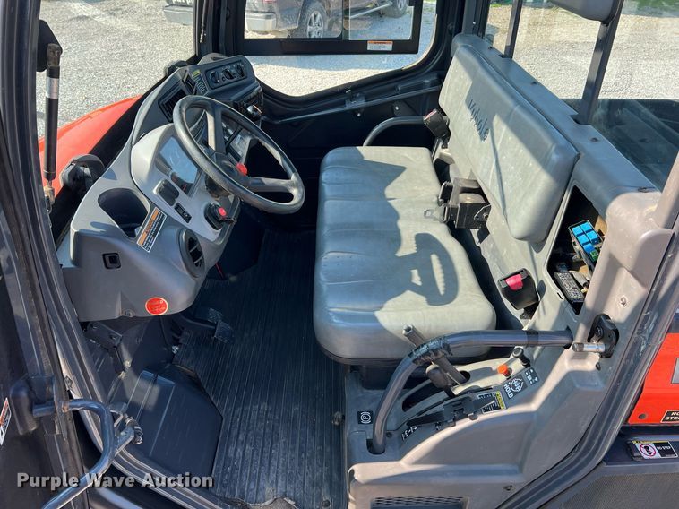 image for item II9136 Kubota RTV1100  utility vehicle