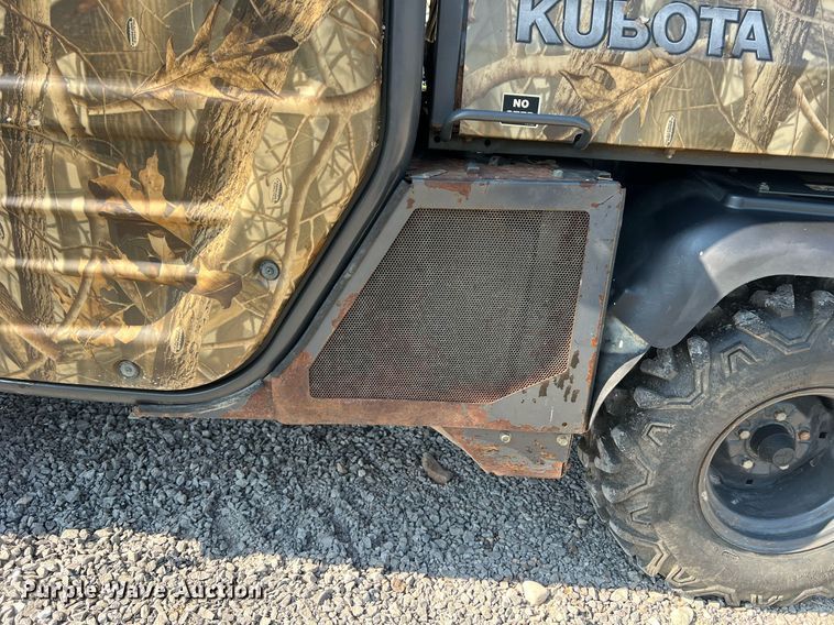 image for item II9137 Kubota RTV1100  utility vehicle
