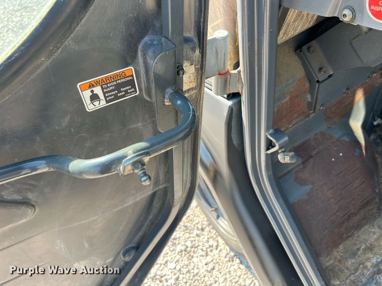 image for item II9137 Kubota RTV1100  utility vehicle