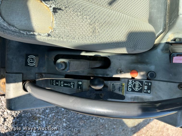 image for item II9137 Kubota RTV1100  utility vehicle