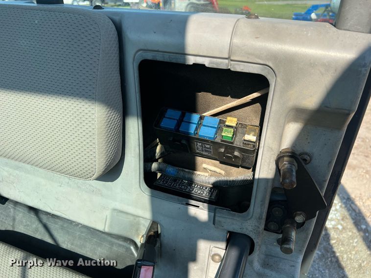 image for item II9137 Kubota RTV1100  utility vehicle