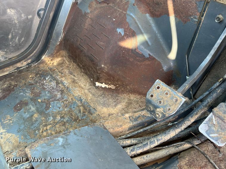 image for item II9137 Kubota RTV1100  utility vehicle