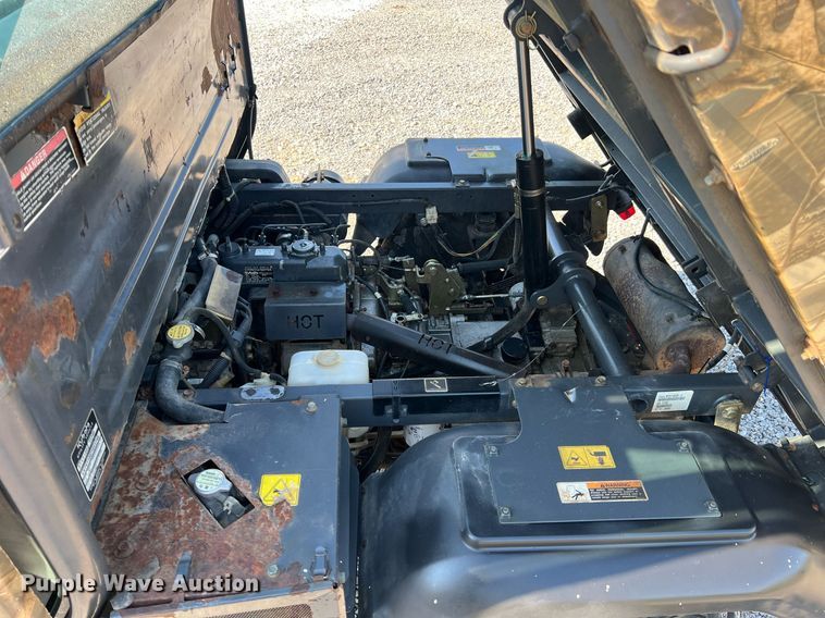 image for item II9137 Kubota RTV1100  utility vehicle