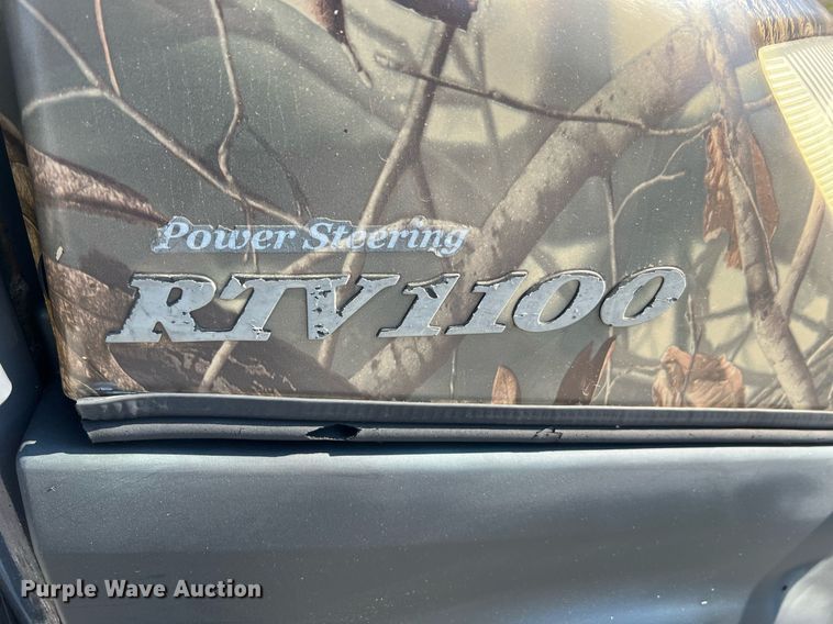 image for item II9137 Kubota RTV1100  utility vehicle