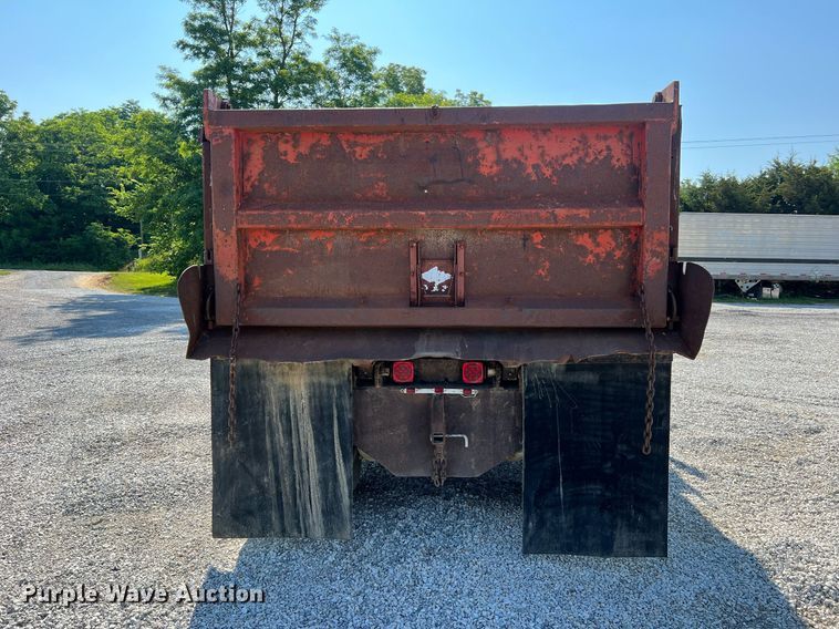 image for item II9138 1990 Ford CT8000  dump truck