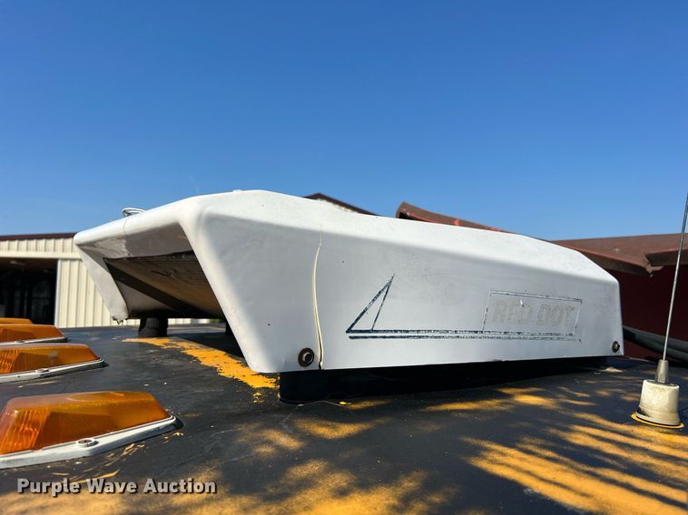 image for item II9138 1990 Ford CT8000  dump truck