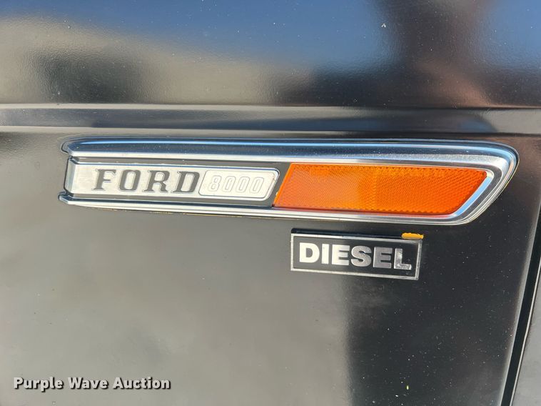 image for item II9138 1990 Ford CT8000  dump truck