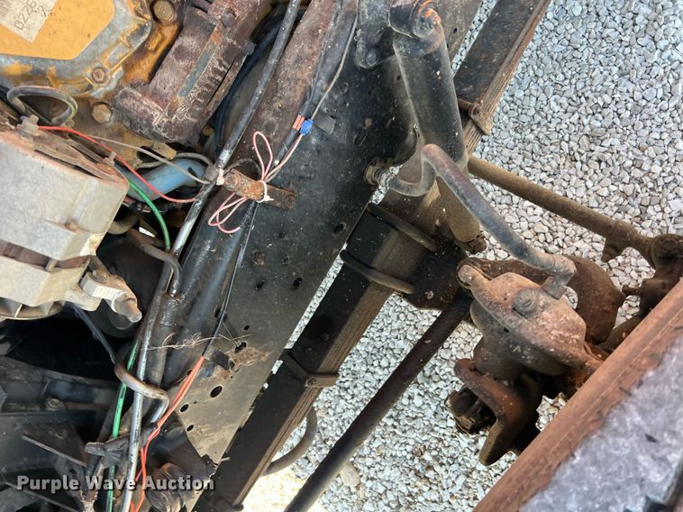 image for item II9138 1990 Ford CT8000  dump truck