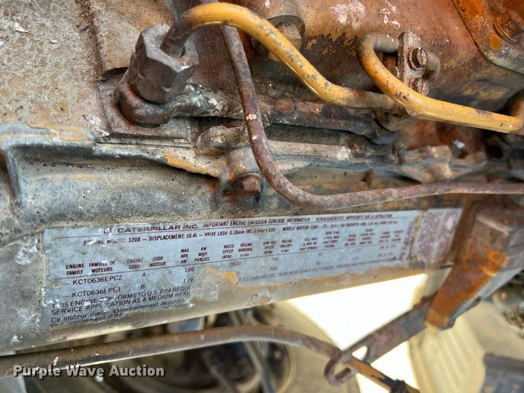 image for item II9138 1990 Ford CT8000  dump truck