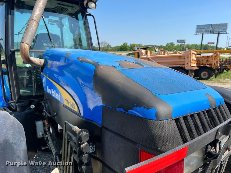 image for item II9139 2008 New Holland TV45  MFWD bi-directional tractor