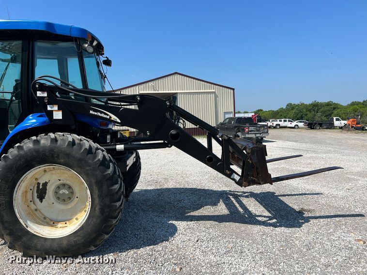 image for item II9139 2008 New Holland TV45  MFWD bi-directional tractor