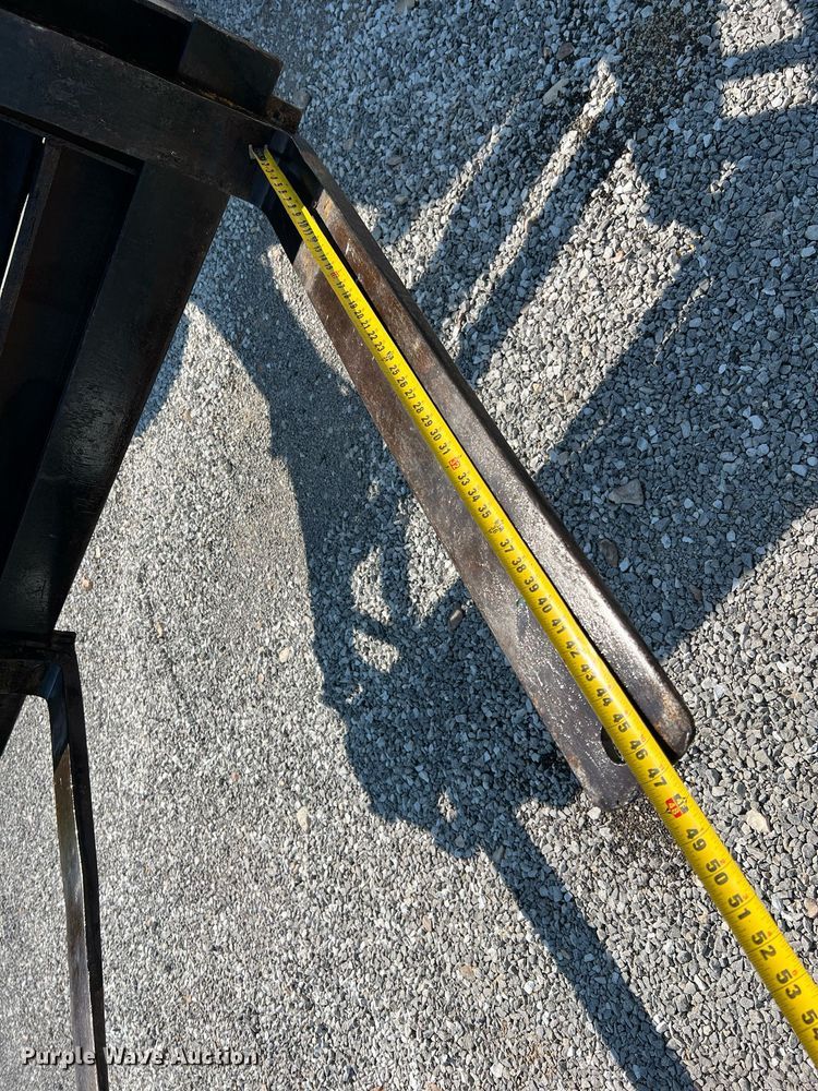 image for item II9139 2008 New Holland TV45  MFWD bi-directional tractor