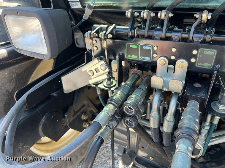 image for item II9139 2008 New Holland TV45  MFWD bi-directional tractor