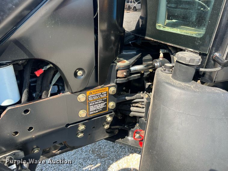 image for item II9139 2008 New Holland TV45  MFWD bi-directional tractor