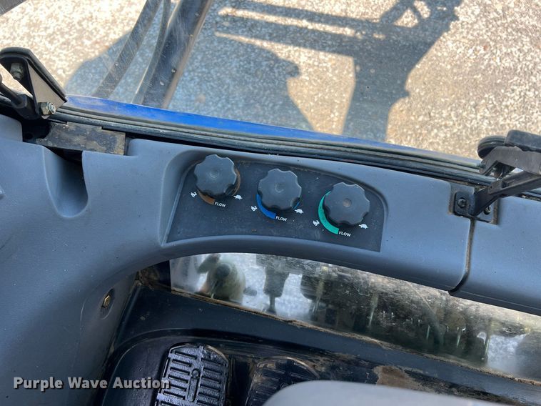 image for item II9139 2008 New Holland TV45  MFWD bi-directional tractor