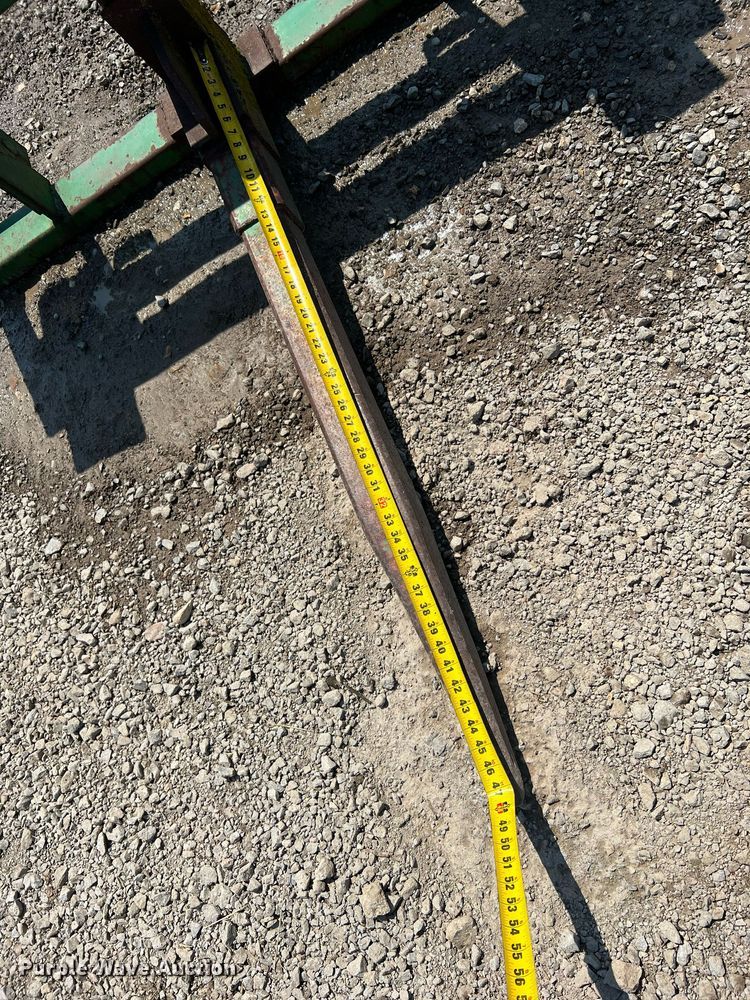 image for item II9139 2008 New Holland TV45  MFWD bi-directional tractor