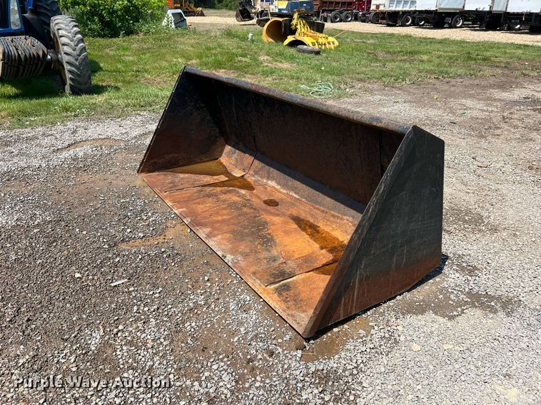 image for item II9139 2008 New Holland TV45  MFWD bi-directional tractor