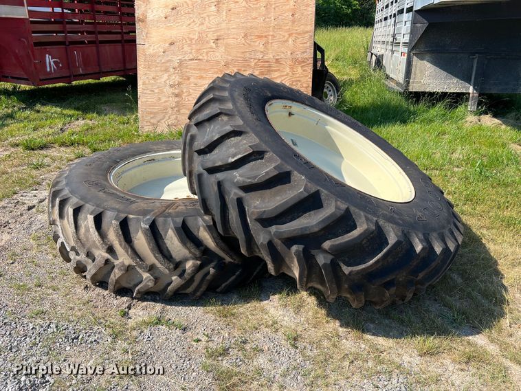 image for item II9140 (2) Goodyear Dyna Torque Radial 20.8R42 tires and wheels