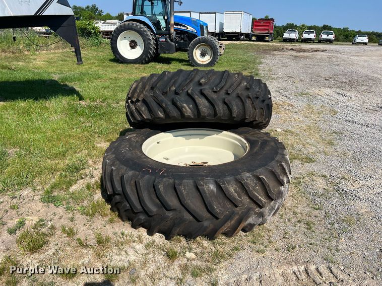 image for item II9140 (2) Goodyear Dyna Torque Radial 20.8R42 tires and wheels