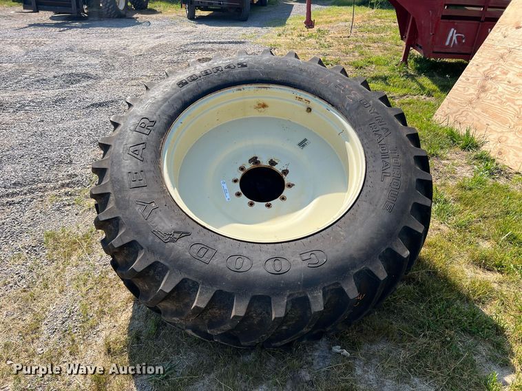 image for item II9140 (2) Goodyear Dyna Torque Radial 20.8R42 tires and wheels