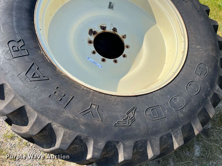 image for item II9140 (2) Goodyear Dyna Torque Radial 20.8R42 tires and wheels
