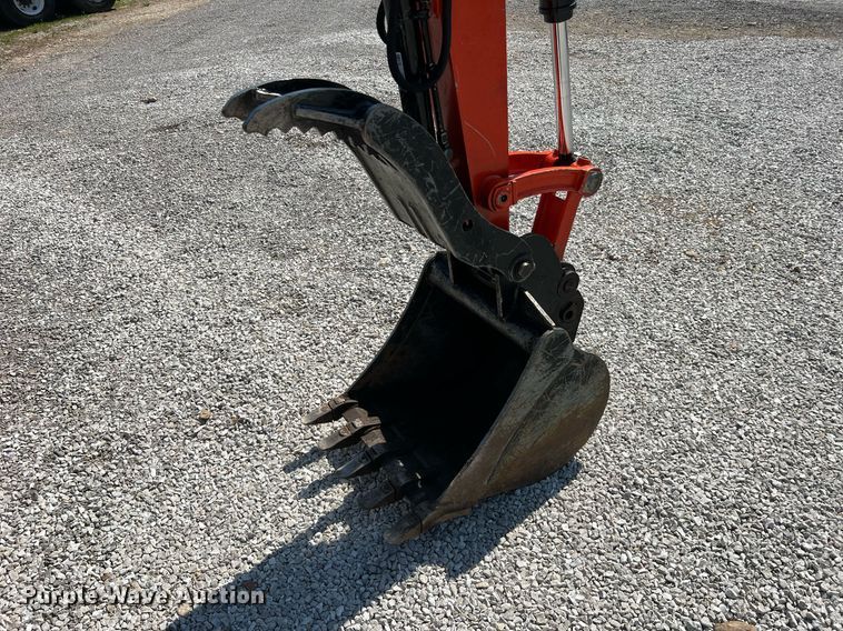 image for item II9141 2019 Kubota KX057-4  mini excavator