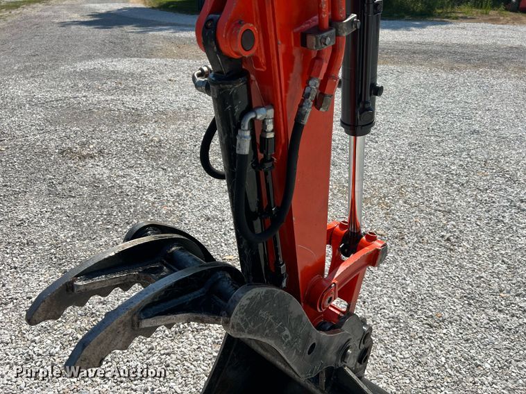 image for item II9141 2019 Kubota KX057-4  mini excavator