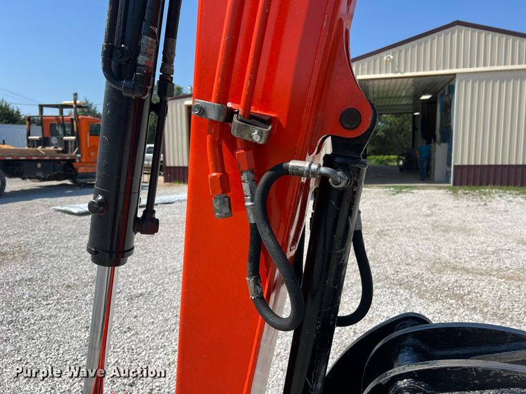 image for item II9141 2019 Kubota KX057-4  mini excavator