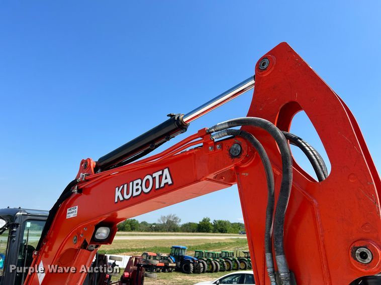 image for item II9141 2019 Kubota KX057-4  mini excavator
