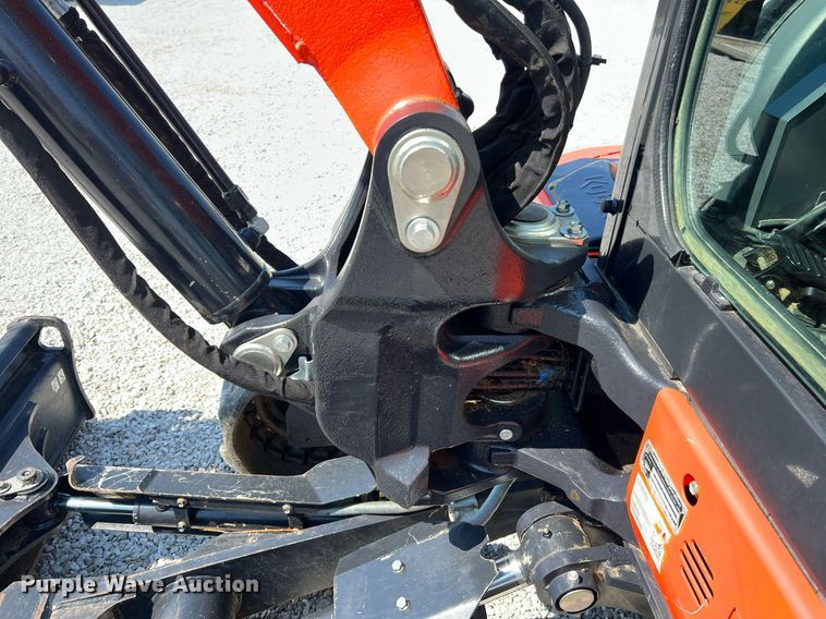 image for item II9141 2019 Kubota KX057-4  mini excavator