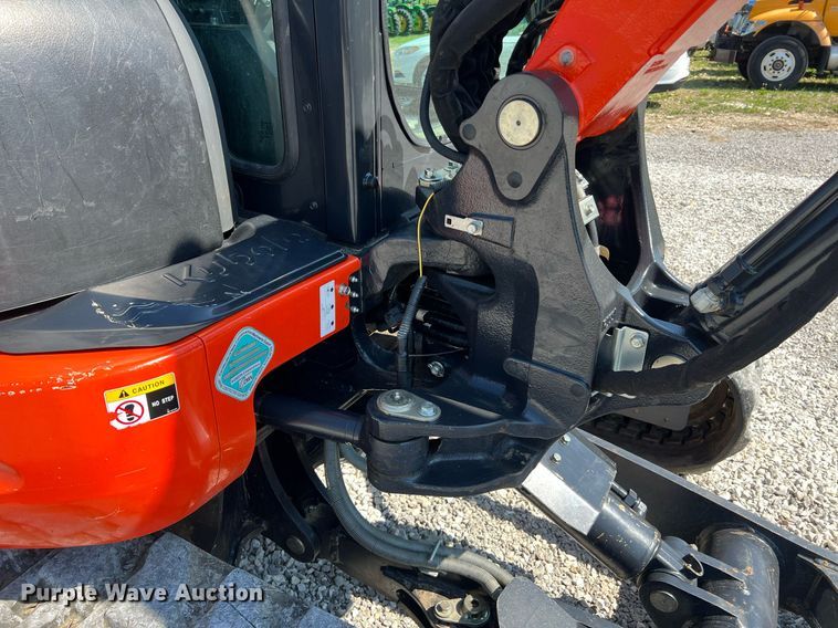 image for item II9141 2019 Kubota KX057-4  mini excavator