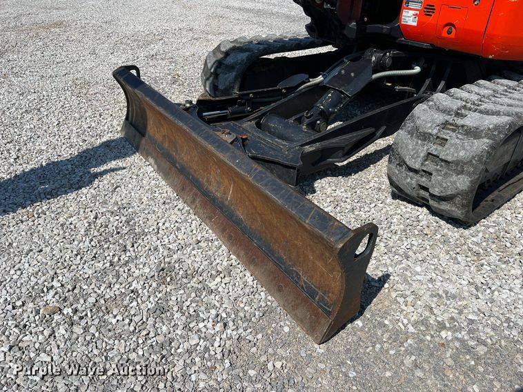 image for item II9141 2019 Kubota KX057-4  mini excavator