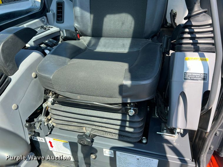 image for item II9141 2019 Kubota KX057-4  mini excavator