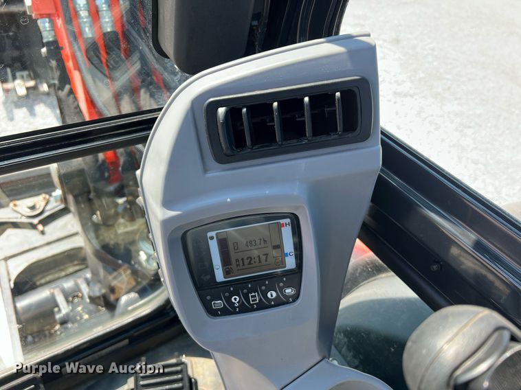 image for item II9141 2019 Kubota KX057-4  mini excavator