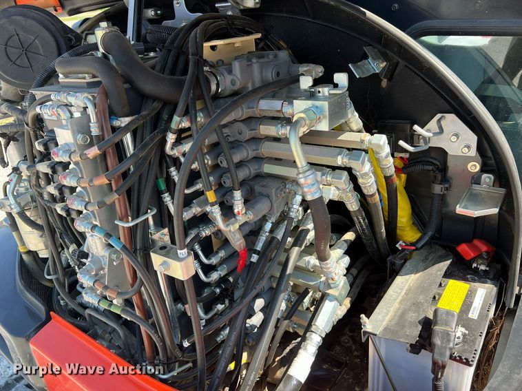 image for item II9141 2019 Kubota KX057-4  mini excavator