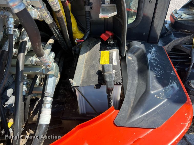 image for item II9141 2019 Kubota KX057-4  mini excavator