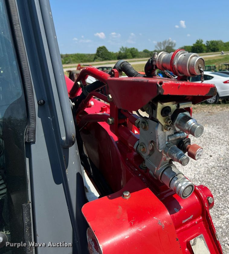 image for item II9142 2016 Takeuchi TL12V2  tracked skid steer loader