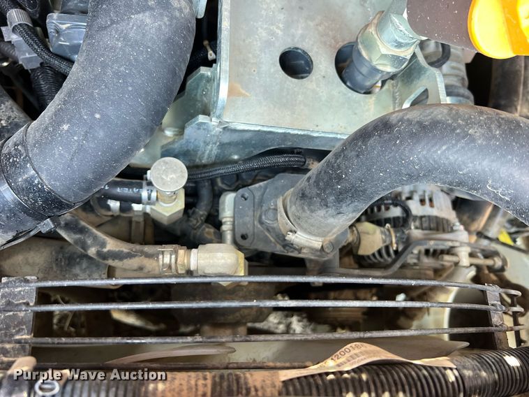 image for item II9142 2016 Takeuchi TL12V2  tracked skid steer loader