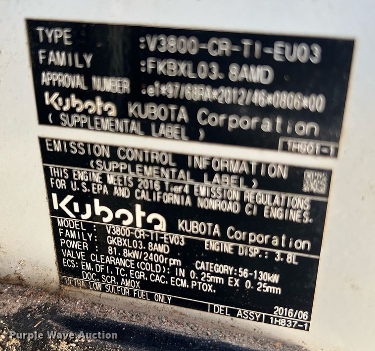 image for item II9142 2016 Takeuchi TL12V2  tracked skid steer loader