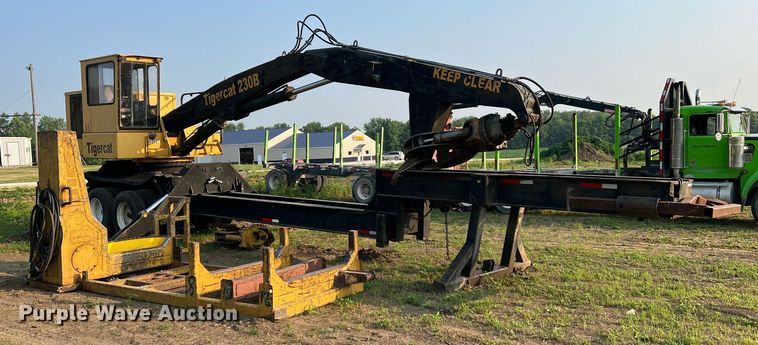 image for item II9146 2003 Tigercat 230B  log loader